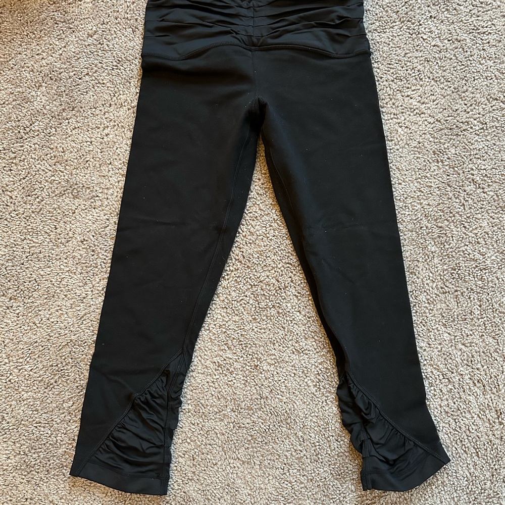 Lululemon capris